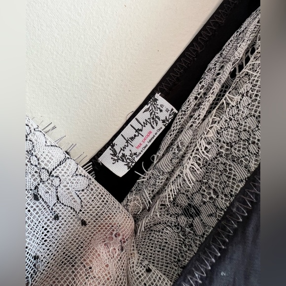 XS Intimately Free People Cami - Picture 2 of 3